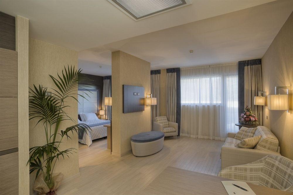 San Donato Golf Resort & Spa Santi 客房 照片